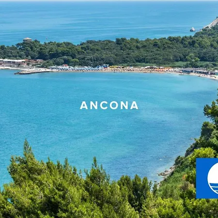 La Cameranense By Homes In Ancona Apartament